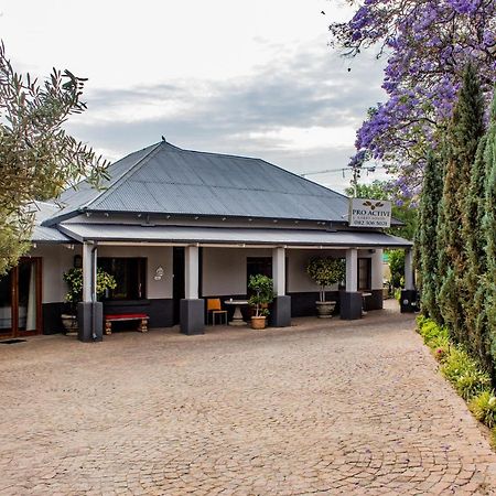 Pro Active Guest House Pretoria Bagian luar foto