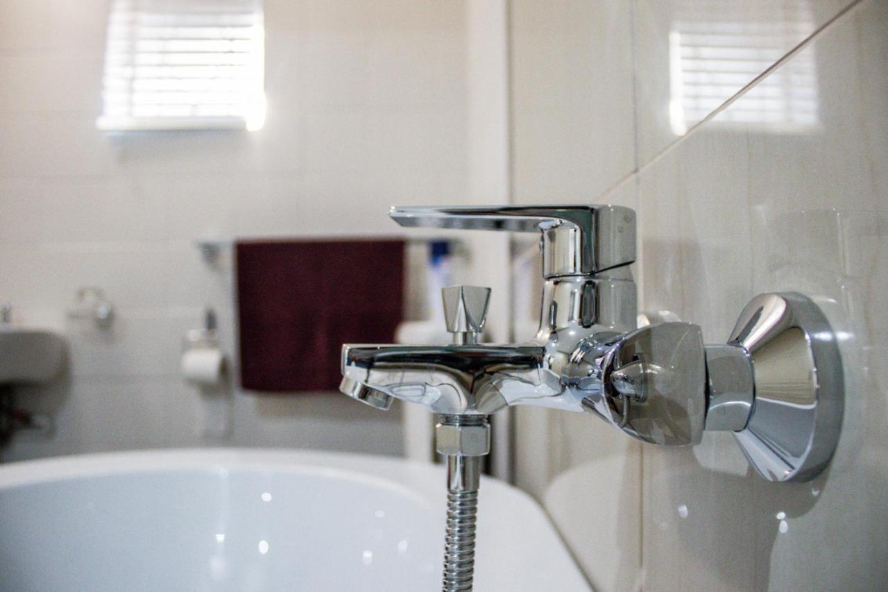 Pro Active Guest House Pretoria Bagian luar foto