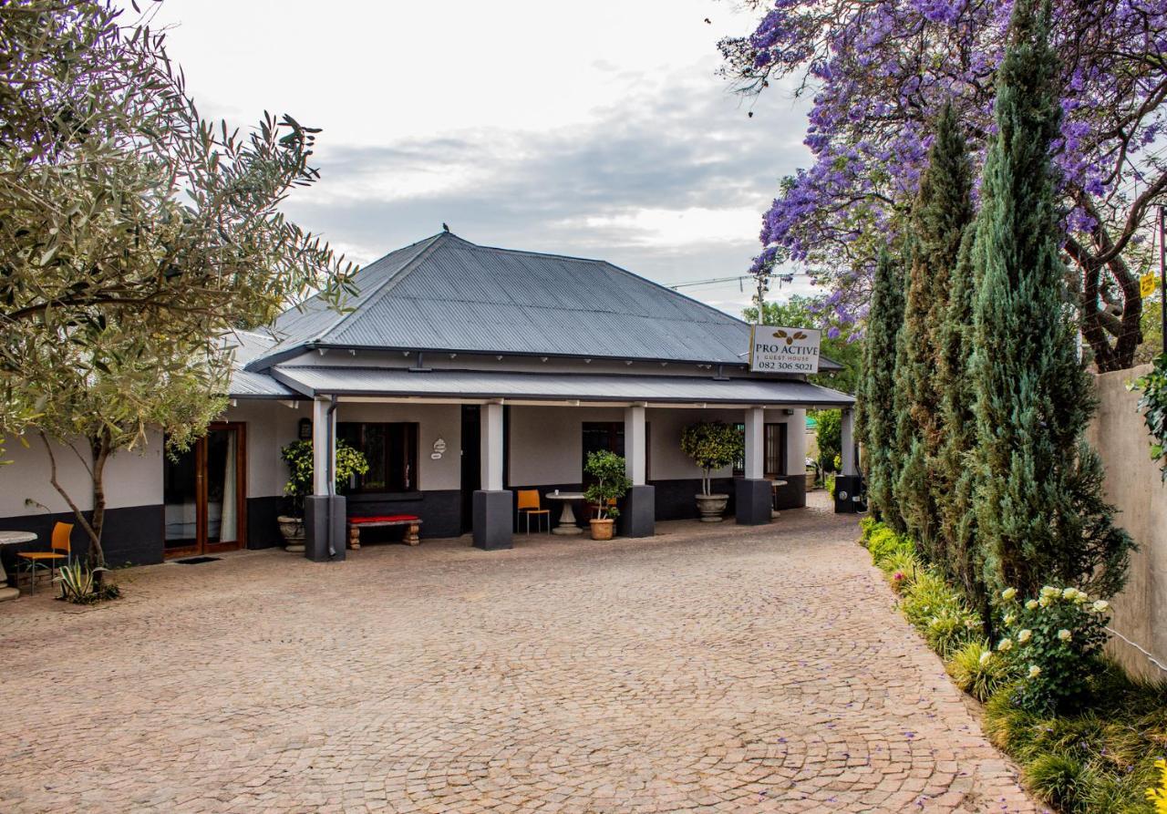 Pro Active Guest House Pretoria Bagian luar foto