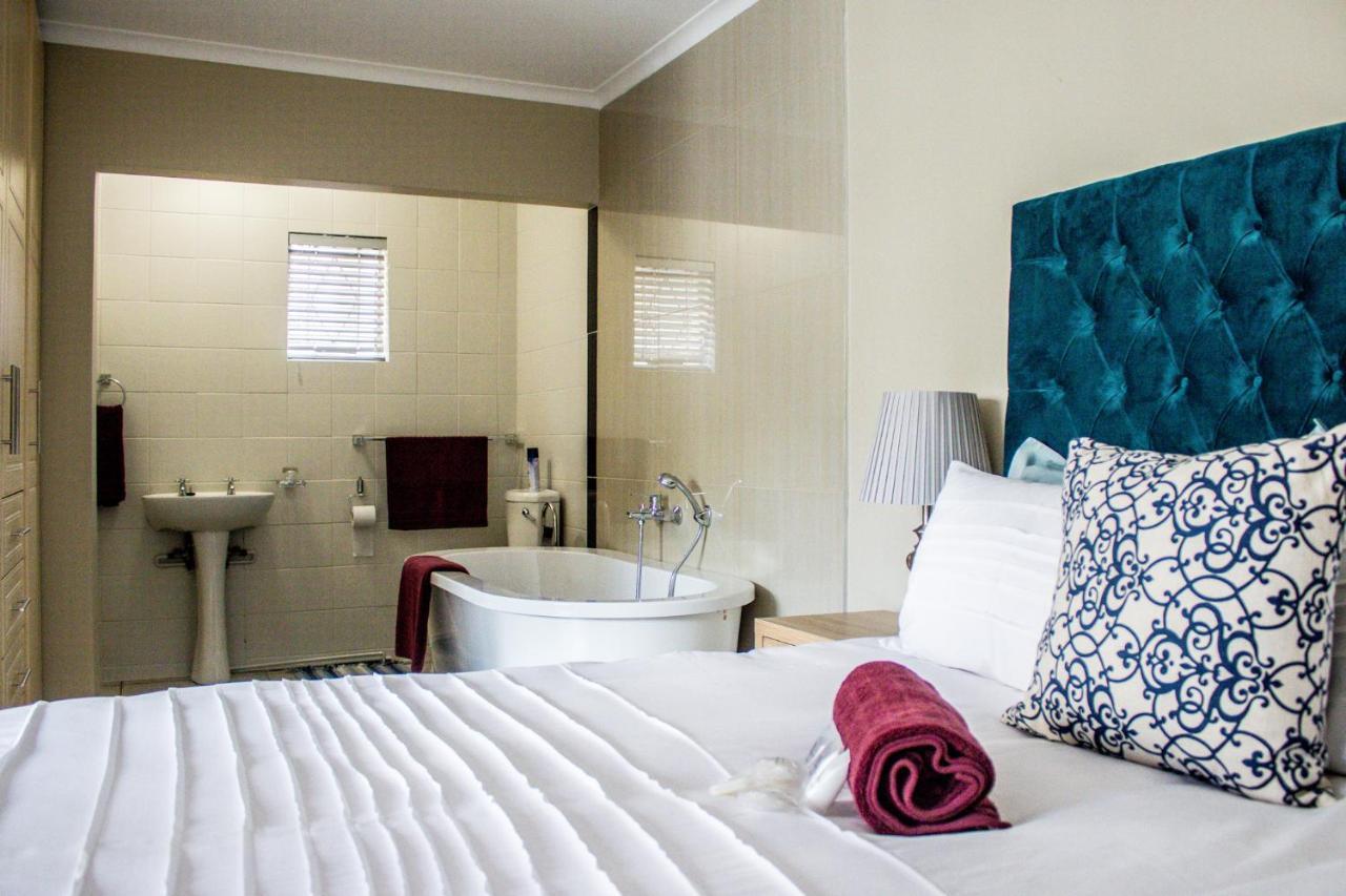 Pro Active Guest House Pretoria Bagian luar foto