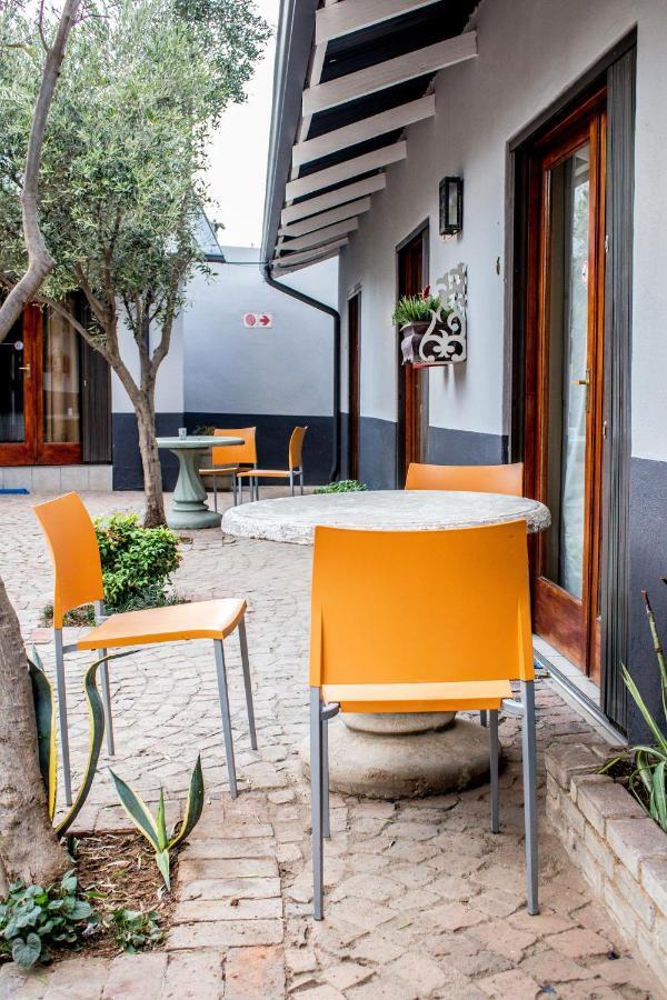 Pro Active Guest House Pretoria Bagian luar foto