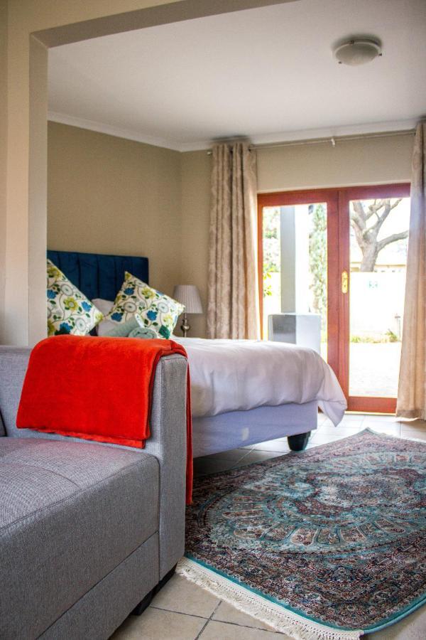 Pro Active Guest House Pretoria Bagian luar foto